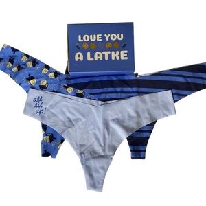 NIB Aerie No Show Thong 3 Pack Holiday